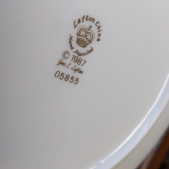 Vintage Lefton Heritage Rose Small Plate Signed 7 1/4 inches wide - Picture 2 of 5